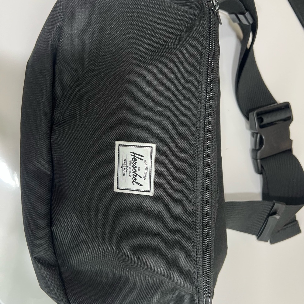 Herschel Supply Company Black Crossbody Bag